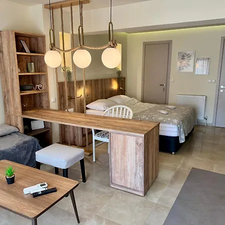 Smab In Ladadika 塞萨洛尼基