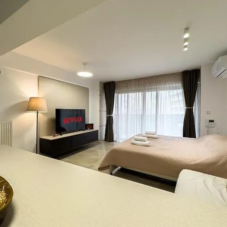 Smab In Ladadika Appartement